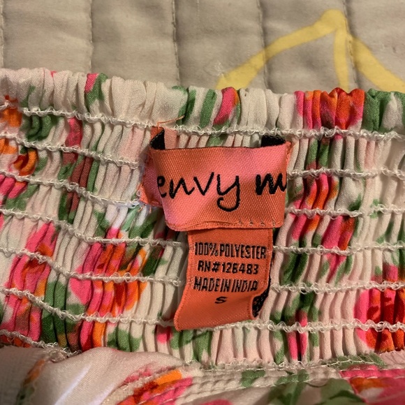 Dress - Picture 3 of 3